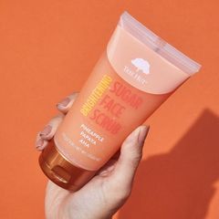 Tẩy tế bào da chết mặt Tree Hut sugar face scrub 120g