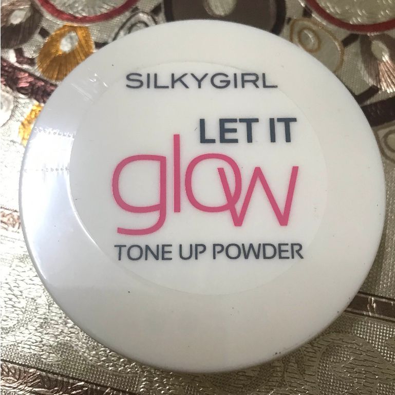 Phấn nâng tông Silkygirl Let It Glow Tone Up Powder #01 Radiant 7g