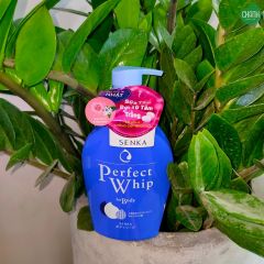 Sữa Tắm Dưỡng Ẩm Senka Perfect Bubble For Body Floral 500ml
