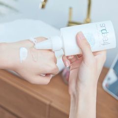 Gel Rửa Mặt Freeplus Flat Clear Soap A Dưỡng Ẩm Dịu Nhẹ 100ml