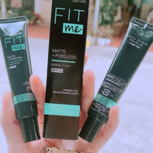 Kem Lót Kiềm Dầu Ngăn Xuống Tông SPF 20 Fit Me Primer Matte+Poreless Maybelline New York 30ml