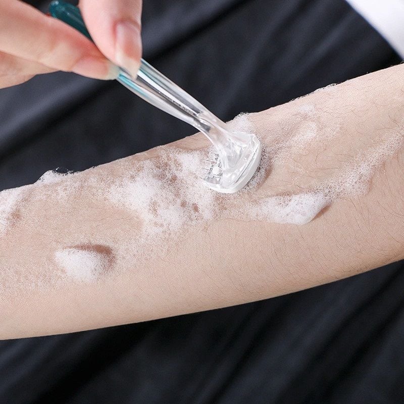 Dao Cạo Vùng Bikini Kai Razor Bộ 2 Cái