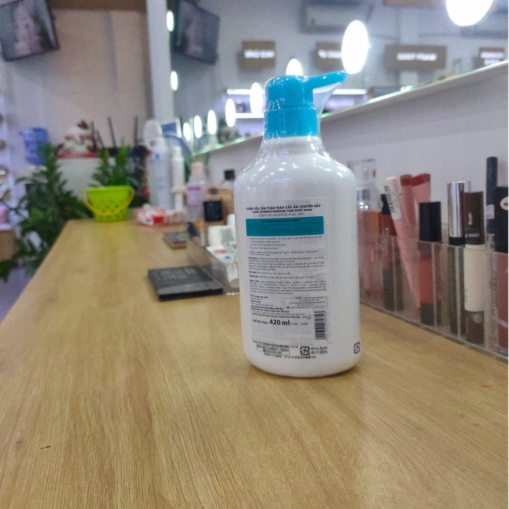 Sữa Tắm Toàn Thân Cấp Ẩm Chuyên Sâu Curel Intensive Moisture Care Body Wash 420ml