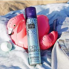 Dầu gội khô Girlz Only Dry Shampoo 200ml