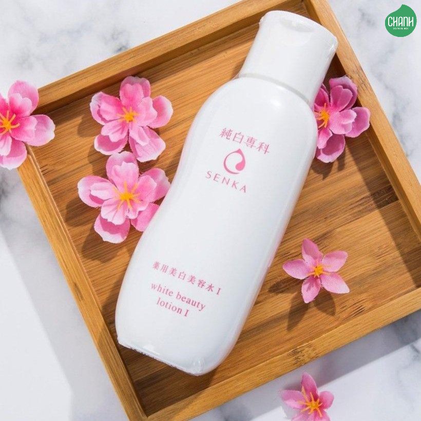 Lotion dưỡng trắng da Senka white beauty 200ml