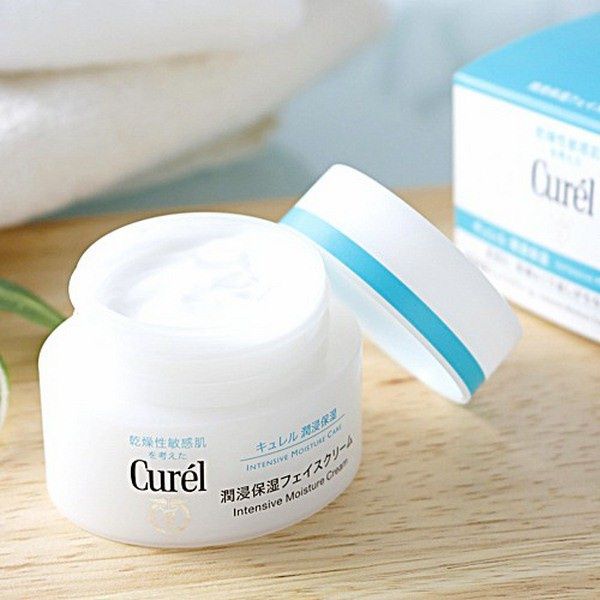 Kem Dưỡng Curel Cấp Ẩm Chuyên Sâu 40g Intensive Moisture Care Intensive Moisture Cream