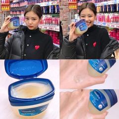 Sáp dưỡng ẩm Vaseline giúp giảm bong tróc, nứt nẻ da