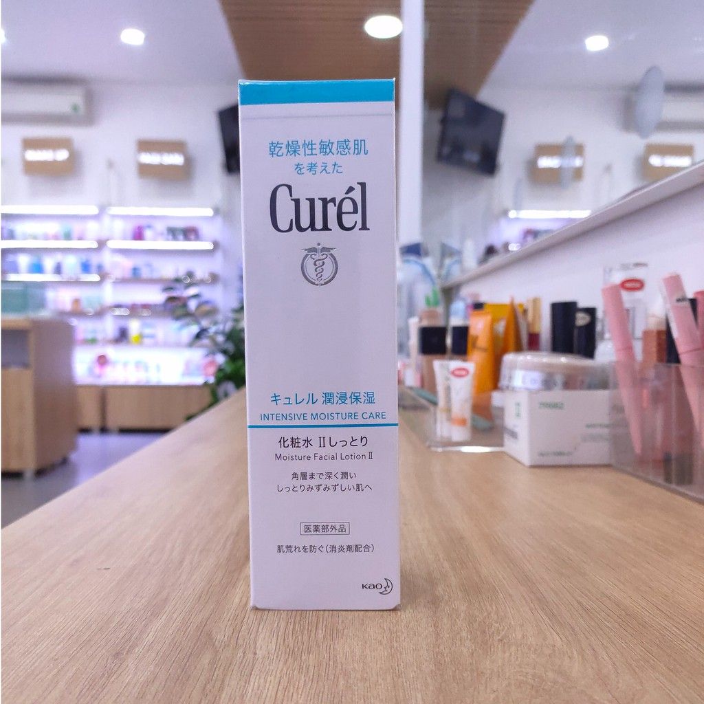 Lotion Dưỡng Da Curel Intensive Moisture Care Moisture Facial Lotion II Cấp Ẩm Chuyên Sâu II 150ml