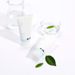 Sữa rửa mặt Round Lab Dokdo Cleanser 150ml