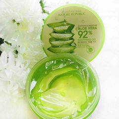 Gel Lô Hội Nature Republic Aloe Vera 92% Soothing Gel 300ml