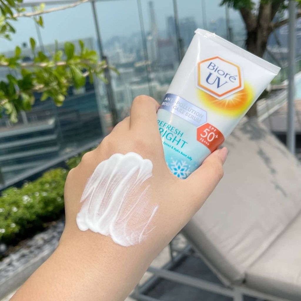 Serum Chống Nắng Dưỡng Thể Kháng Bụi Mát Lạnh Biore UV SPF 50+/PA+++