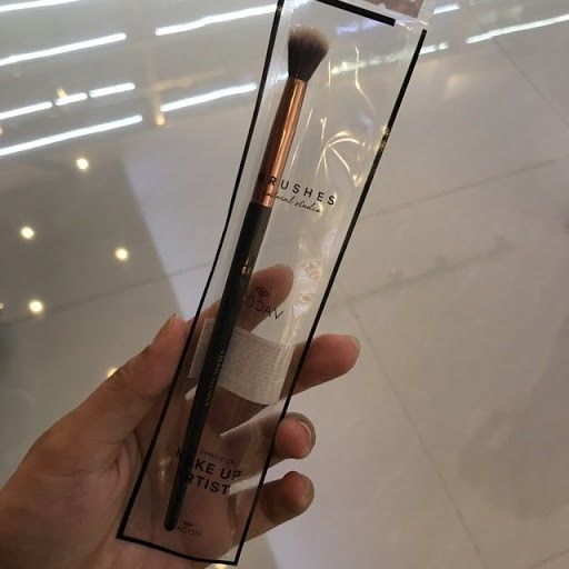 Cọ Phủ Phấn Mắt Vacosi Fluff Shadow Brush E15