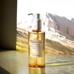 Dầu tẩy trang chiết xuất rau má Skin1004 madagascar centella light 200ml