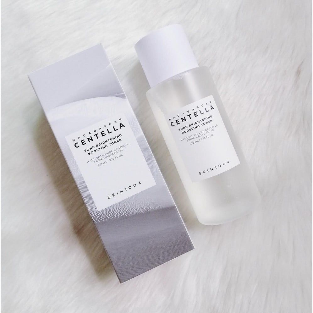 Nước Hoa Hồng Skin1004 Madagascar Centella Tone Brightening Boosting Toner 210ml