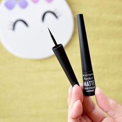 Kẻ Mắt Nước SilkyGirl Perfect Matte Liquid Eyeliner Waterproof