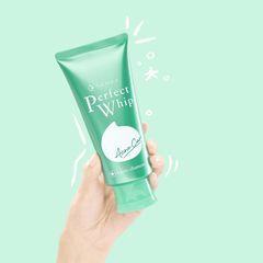 Sữa Rửa Mặt Senka Perfect Whip Acnes Care
