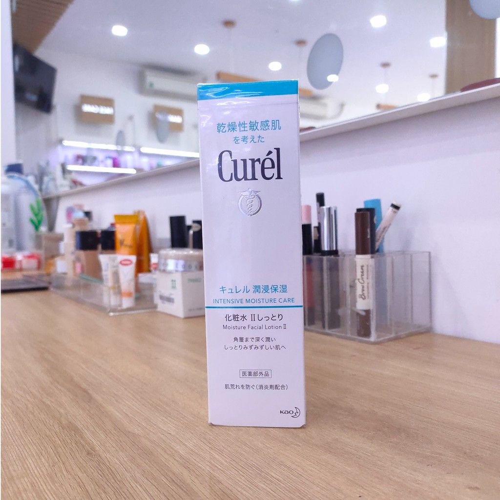 Lotion Dưỡng Da Curel Intensive Moisture Care Moisture Facial Lotion II Cấp Ẩm Chuyên Sâu II 150ml