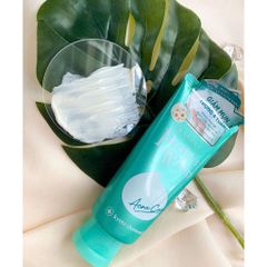 Sữa Rửa Mặt Senka Perfect Whip Acnes Care