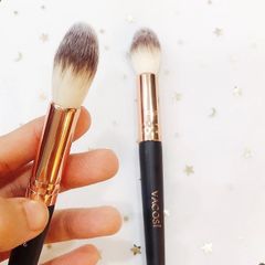 VACOSI TAPERED HIGHLIGHTER BRUSH M26 CỌ HIGHLIGHT