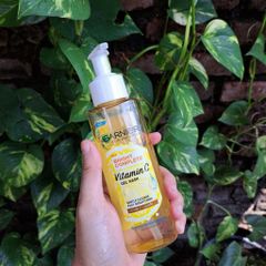 Sữa Rửa Mặt 3 Trong 1 Giảm Mụn, Dưỡng Sáng Da Garnier Bright Complete 3-in-1