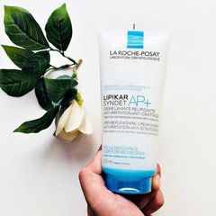 Sữa rửa mặt La Roche Posay Lipikar Syndet AP+ 200ml