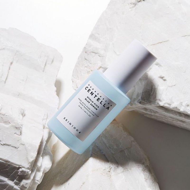 Tinh Chất Skin1004 Madagascar Centella Hyalu-Cica Blue Serum Dưỡng Ẩm & Làm Dịu Da 50ml