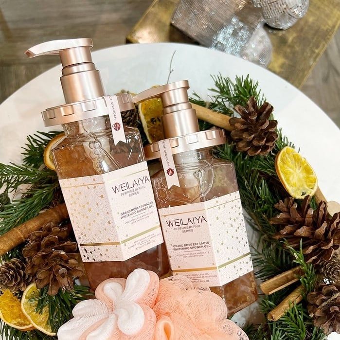 Sữa tắm trắng da cánh hoa hồng Damask Weilaiya Grand Rose Extracts Whitening Shower Gel 450ml