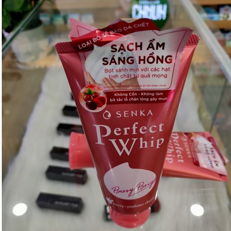 Sữa Rửa Mặt Làm Sạch Sâu, Sáng Hồng Senka Perfect Whip Berry Bright