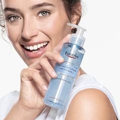Gel Rửa Mặt Eucerin Dermato Clean Hyaluron Dành Cho Da Nhạy Cảm 200ml