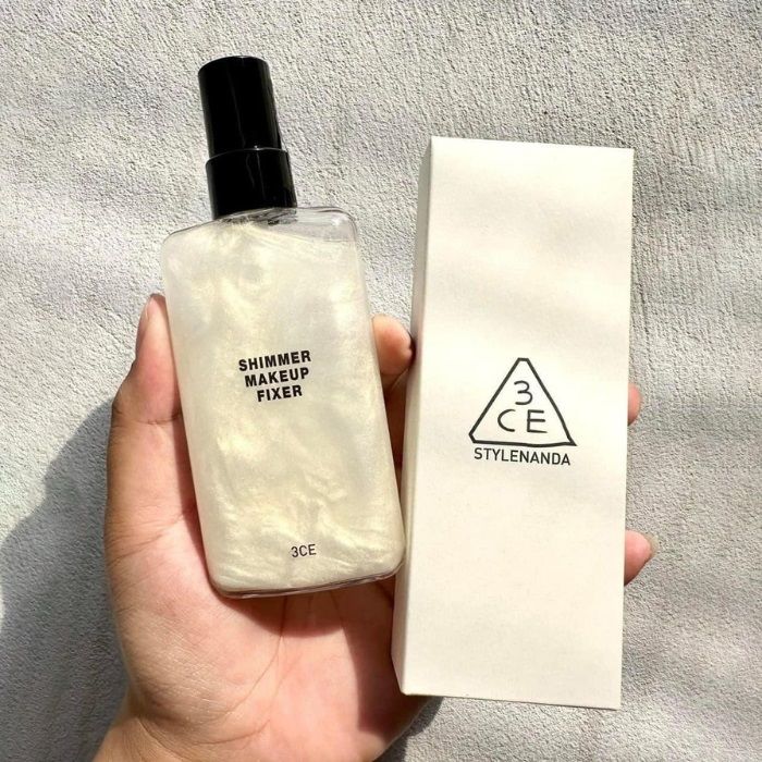 Xịt khoá nền makeup fixer 3CE stylenanda có nhũ 95ml