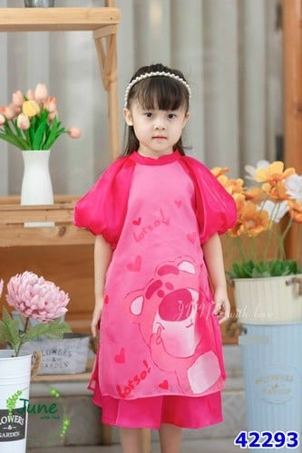 Áo dài June gấu dâu trái tim