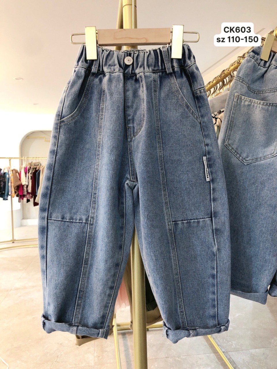 Quần jean dài QMG Hong Tu - size 120