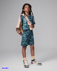 Quần short Jordan rằn xanh