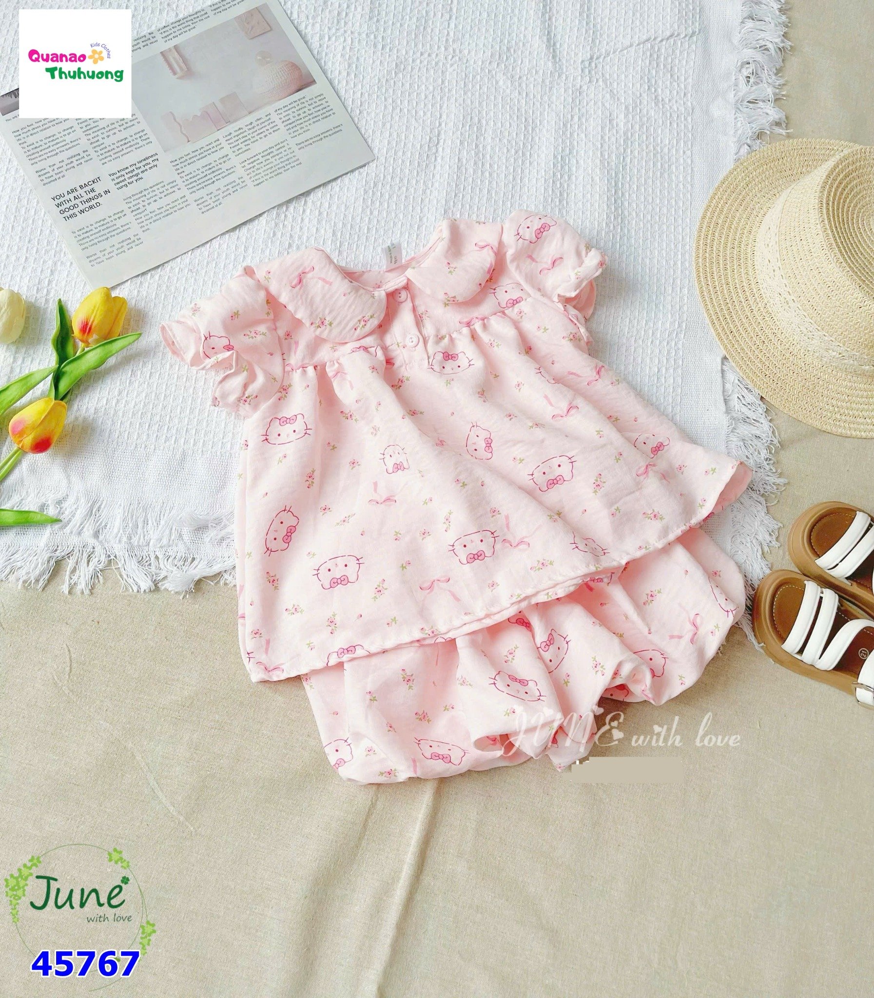 Bộ June hồng Kitty, quần bí
