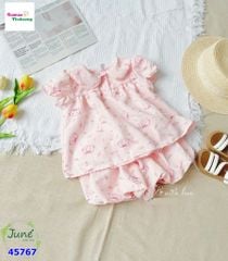 Bộ June hồng Kitty, quần bí