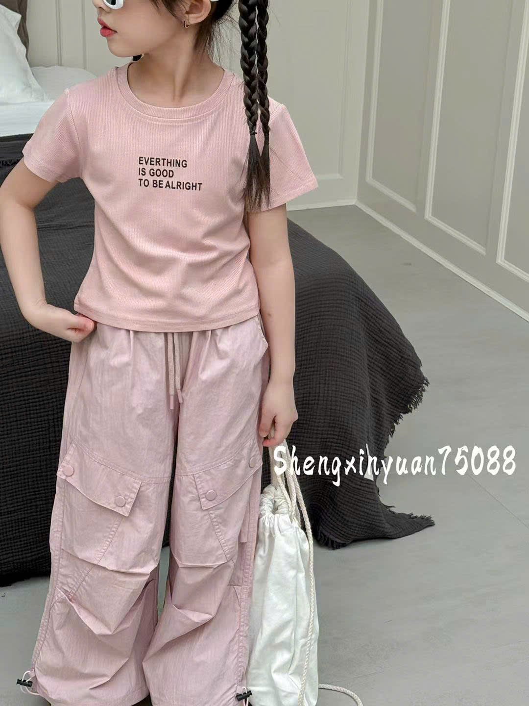 Set bộ AM hồng Everthing, quần túi hộp hồng