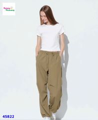 Áo Croptop Uniqlo trắng