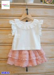 Set Melisa áo trắng cổ ren, chân váy tầng hồng