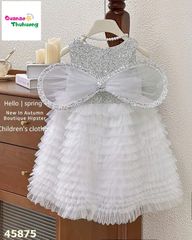 Đầm tiệc công chúa có cánh màu trắng