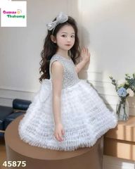 Đầm tiệc công chúa có cánh màu trắng