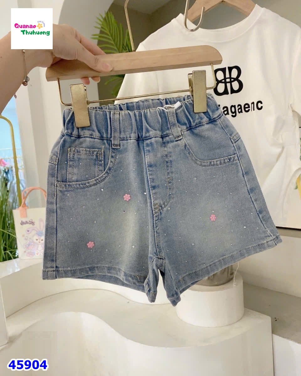 Quần short jean xanh thêu hoa