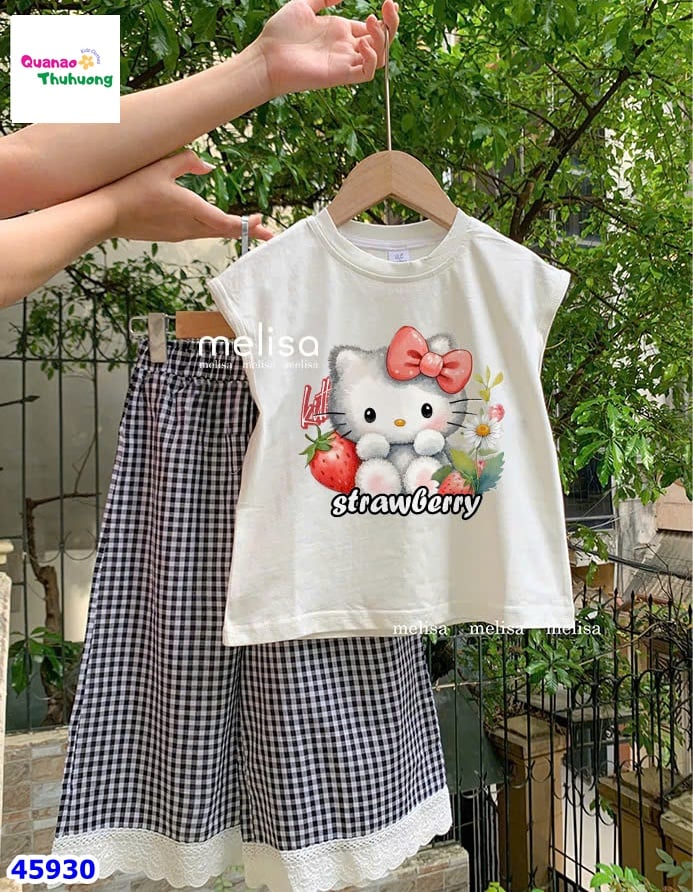 Set Melisa trắng HelloKitty, quần caro đen