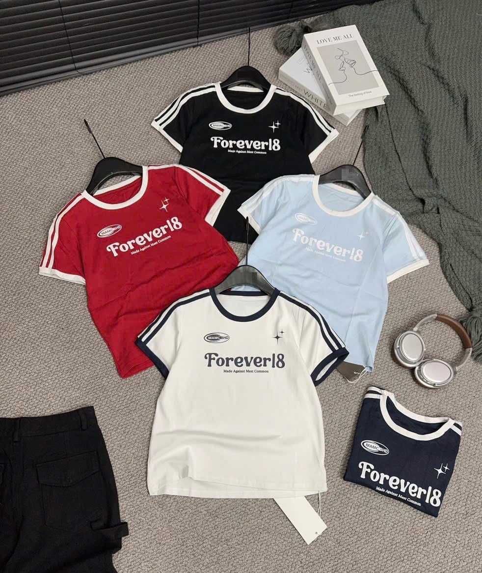 Áo thun đen forever 18