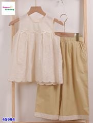 Set bộ áo kem, quần be