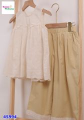 Set bộ áo kem, quần be