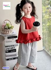 Set bộ áo đỏ, quần kẻ xám