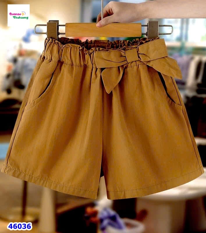 Quần short nâu đậm nơ