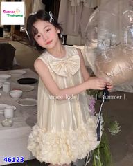 Đầm B kem cổ viền ngọc trai