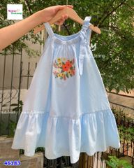 Đầm J&J xanh thêu hoa