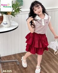 Set áo polo sọc đỏ, chân váy bí đỏ